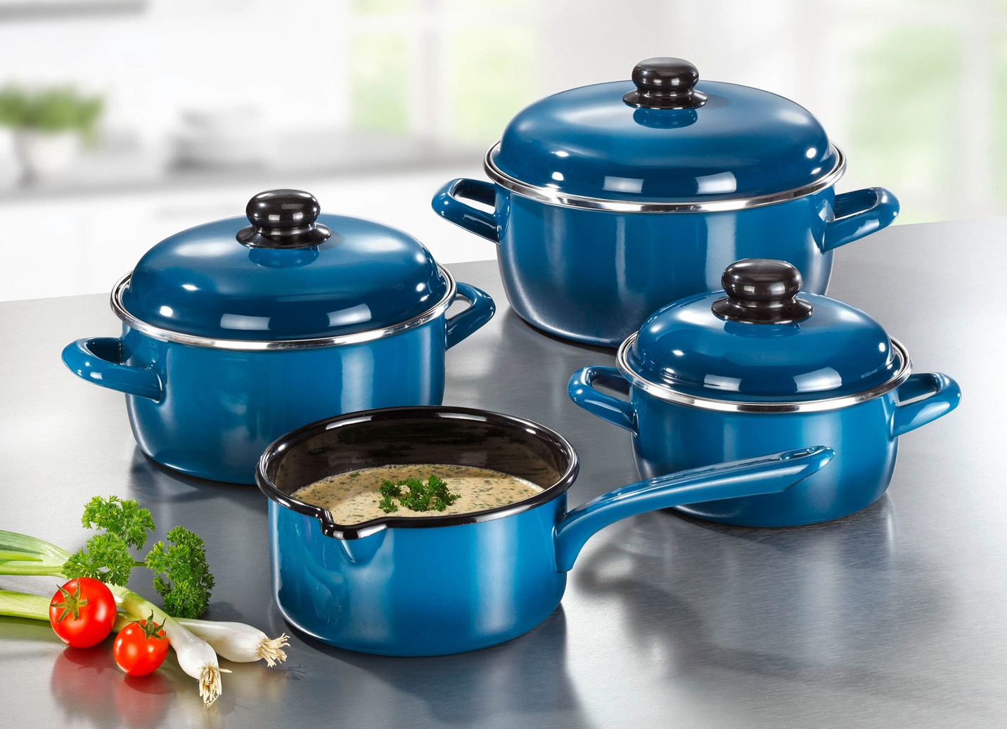 Topf-Set, 7-teilig, aus widerstandsfähigem Stahl-Emaille von GSW