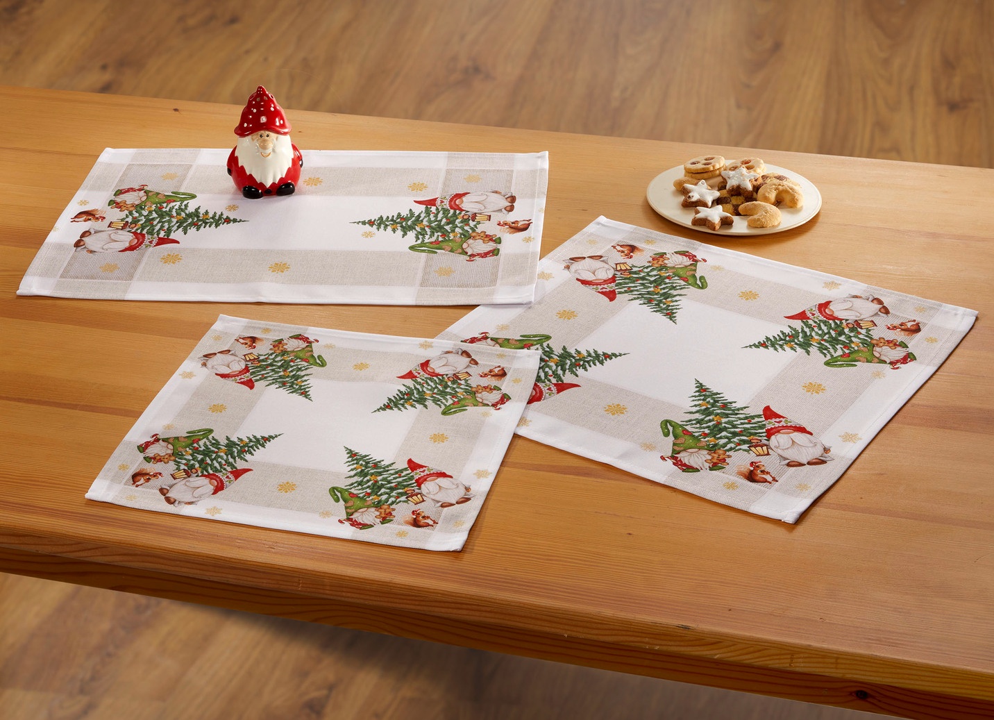 Tischdecke mit weihnachtlichem Wichteldessin