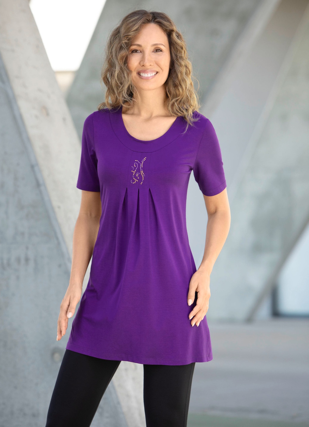Geschmackvolles Longshirt in 2 Farben