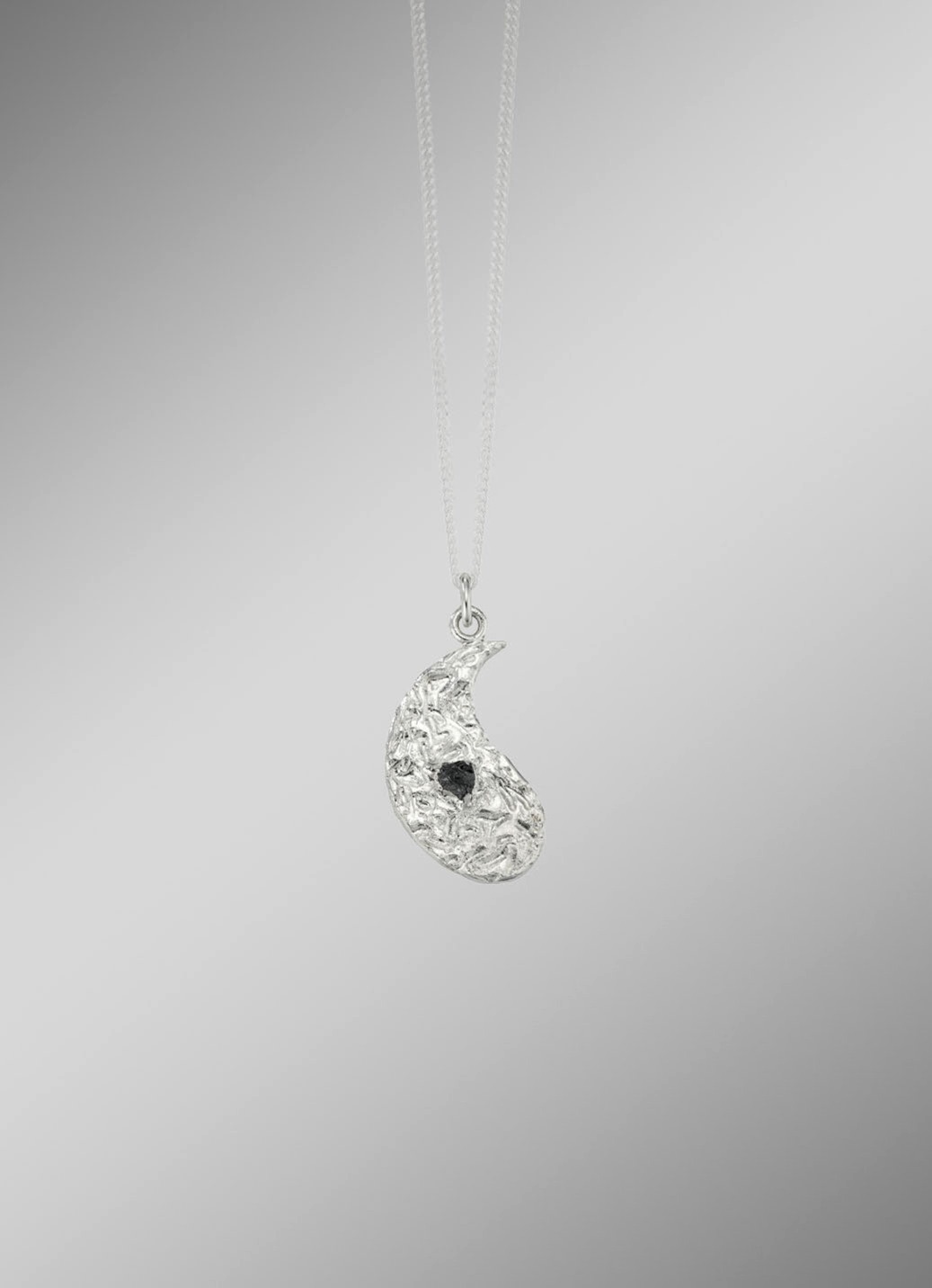 Yang-Anhänger aus rhodiniertem Silber