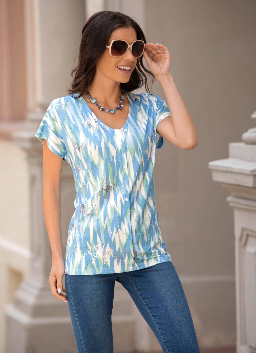 Shirt mit  silberfarbenem Foliendruck