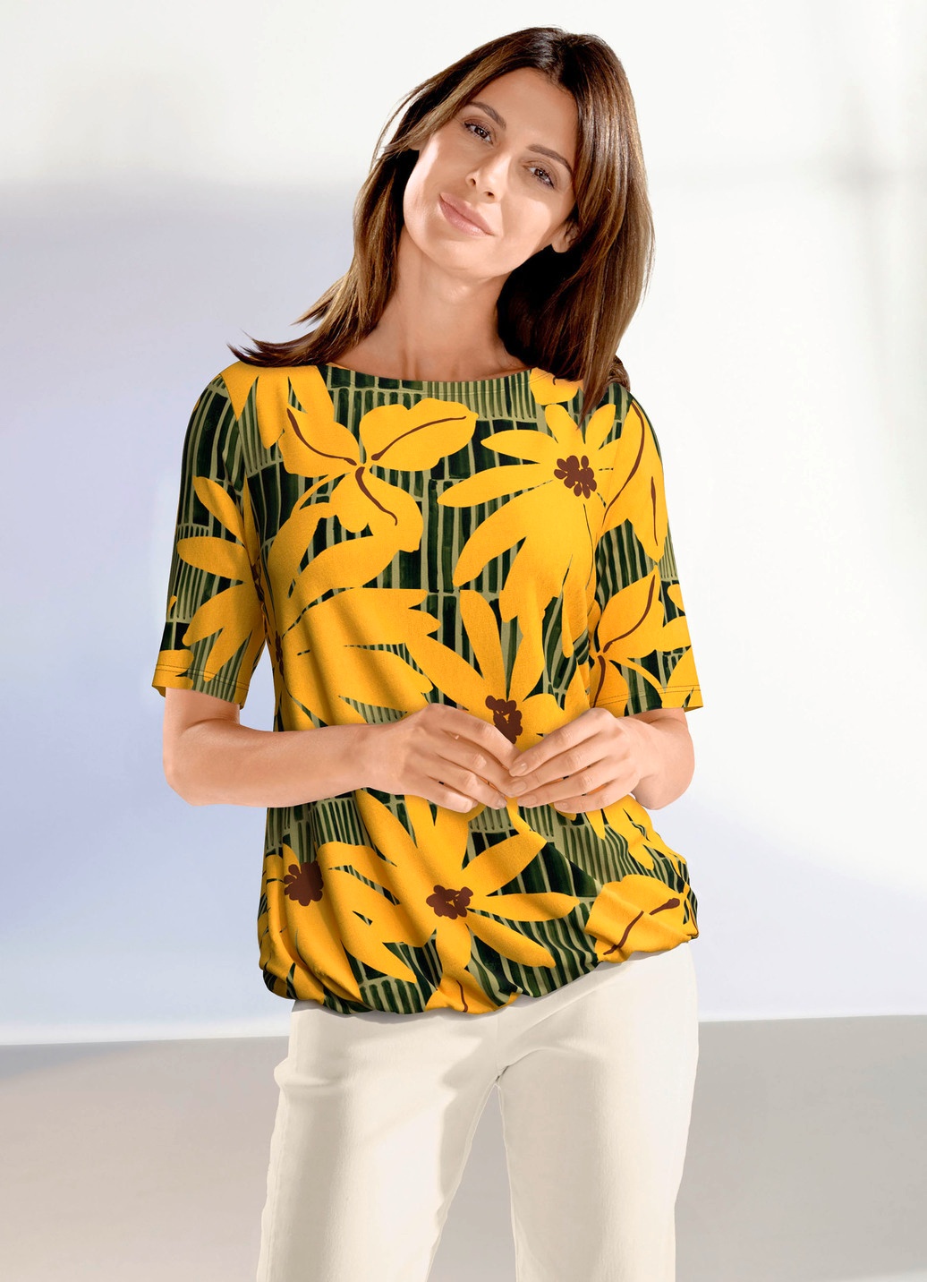 Shirt mit U-Boot Ausschnitt