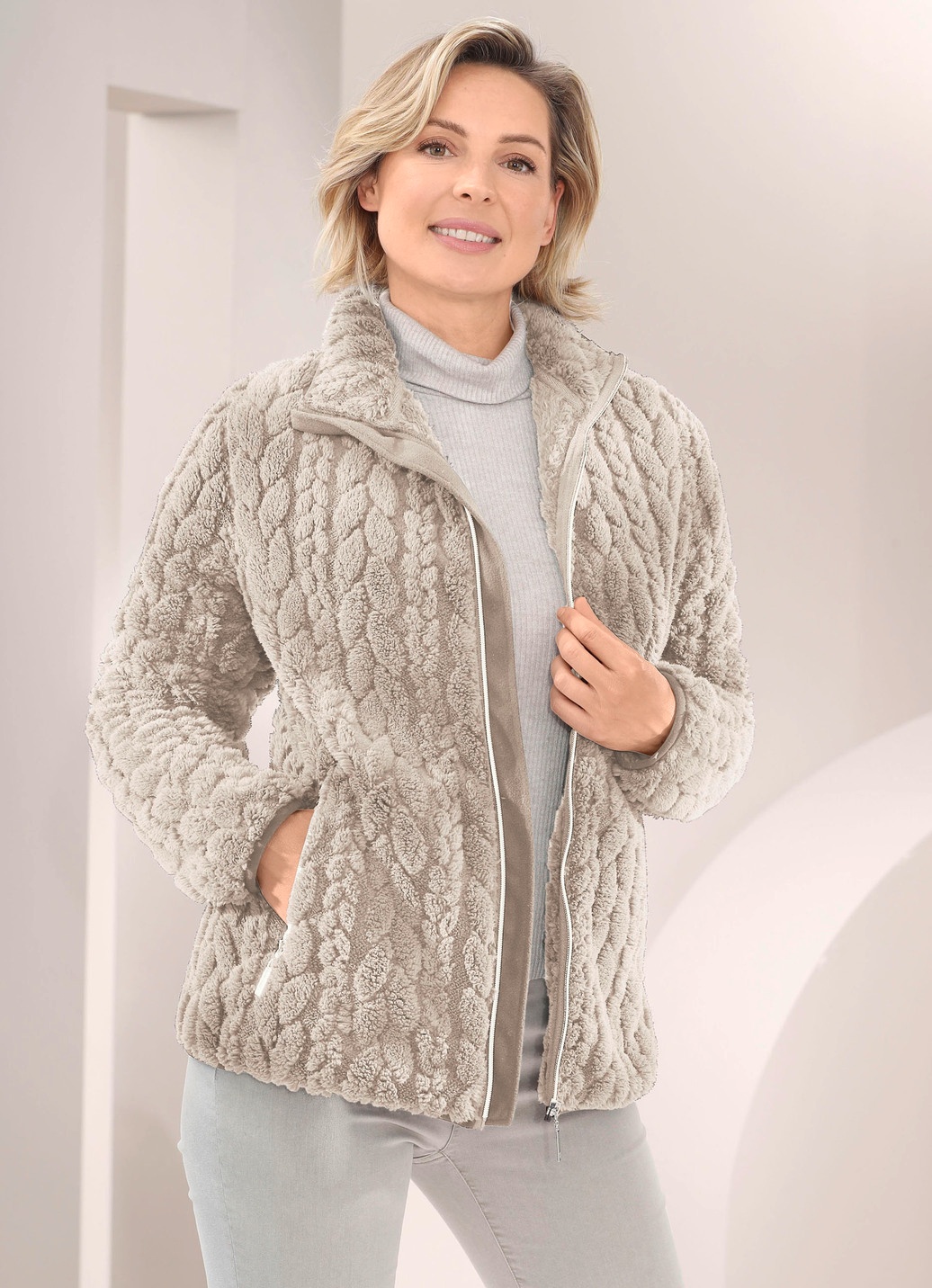 Fleecejacke mit Zopfmuster