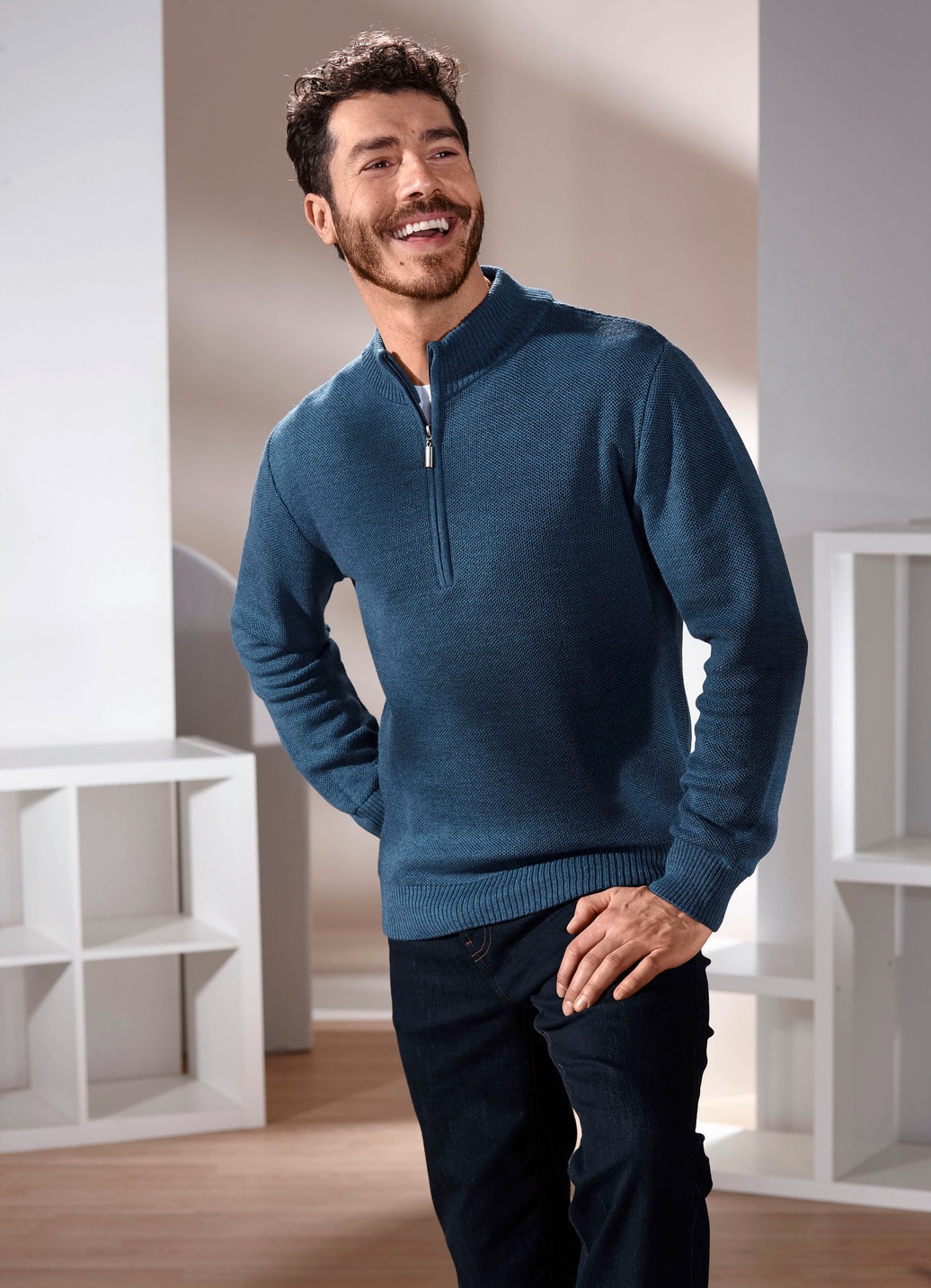 Unifarbener Stehkragenpullover in 3 Farben