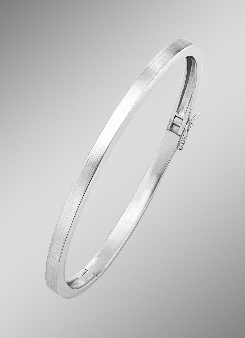 Toller Armreif in klassischem Design
