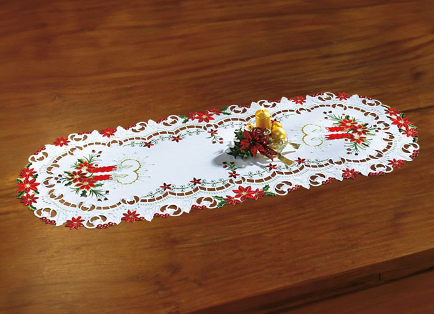 Weihnachtliche Tisch- und Raumdekoration