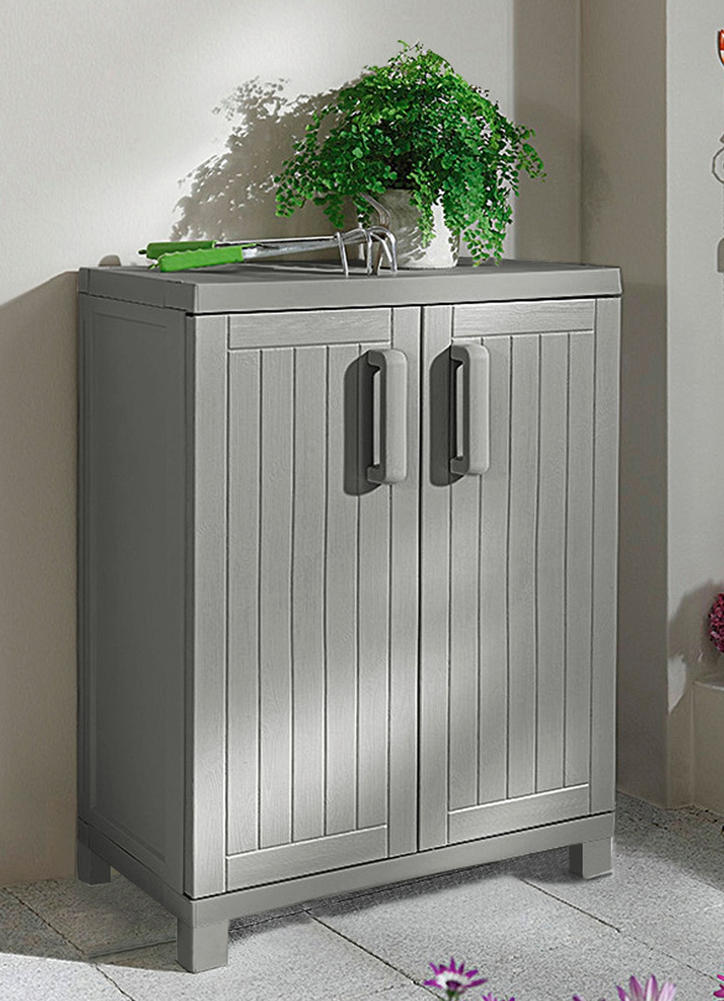 Geräteschrank für innen und außen