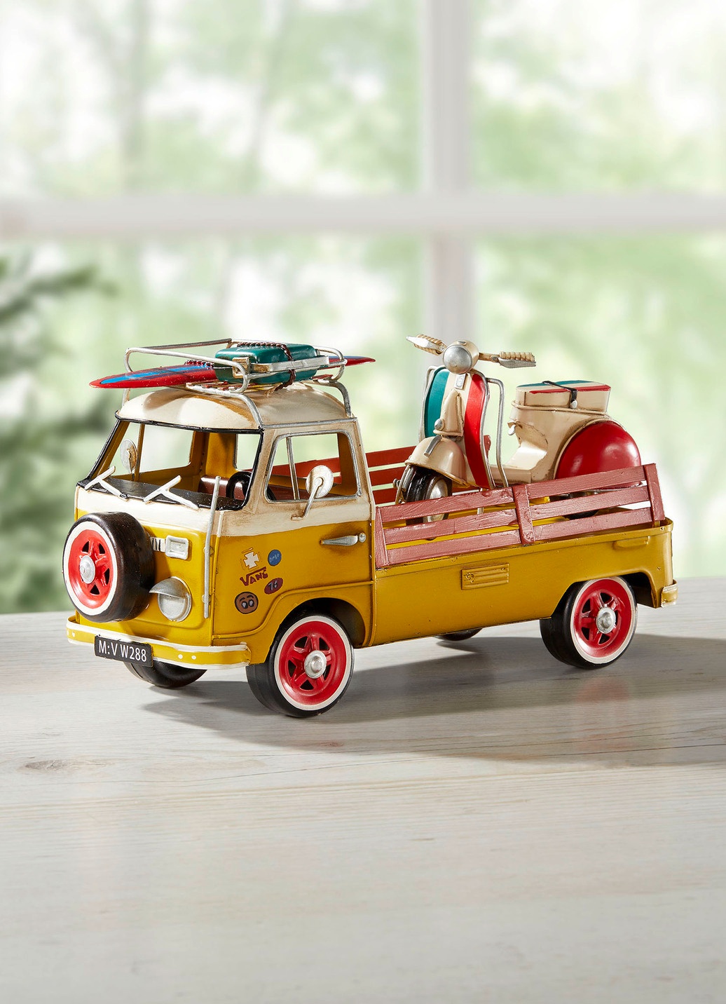 VW Bus T2 mit Motorroller