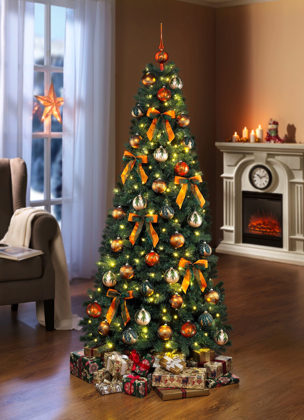 Festlicher Weihnachtsbaumschmuck