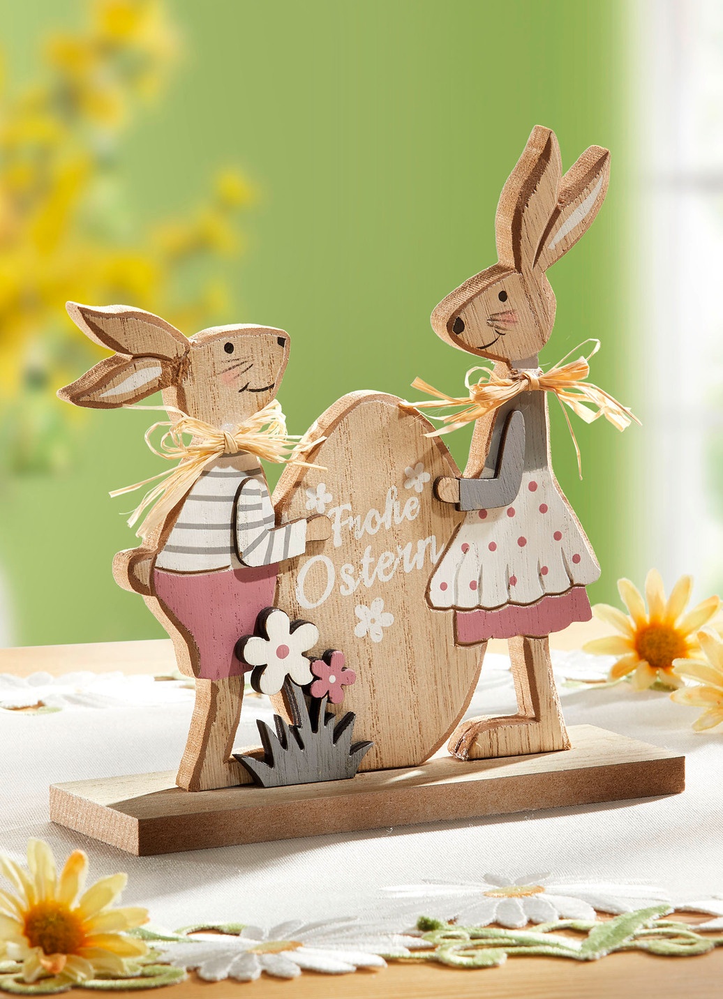 Osterhasen mit Osterei