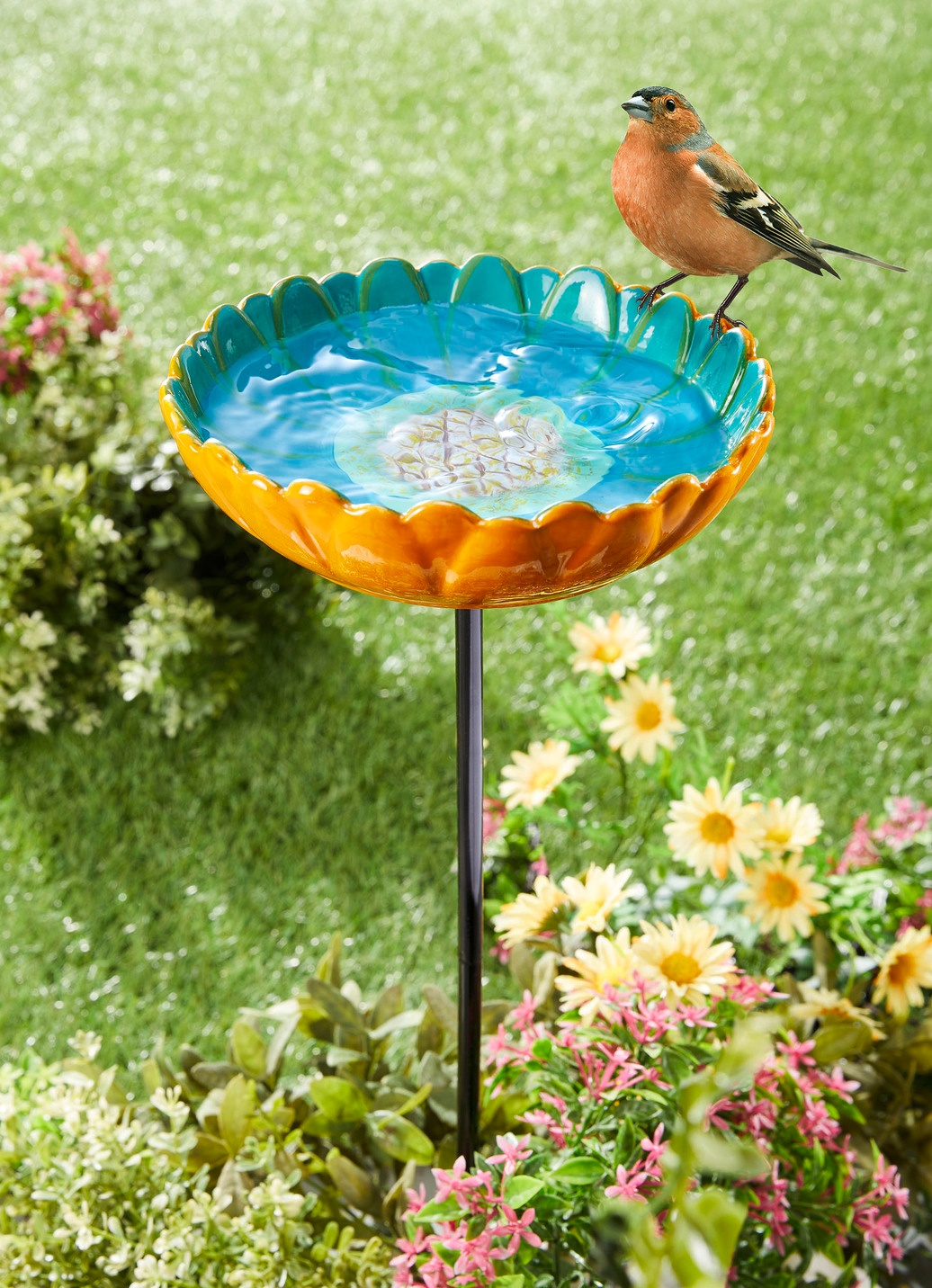 Vogeltränke Blüte aus glasierter Keramik