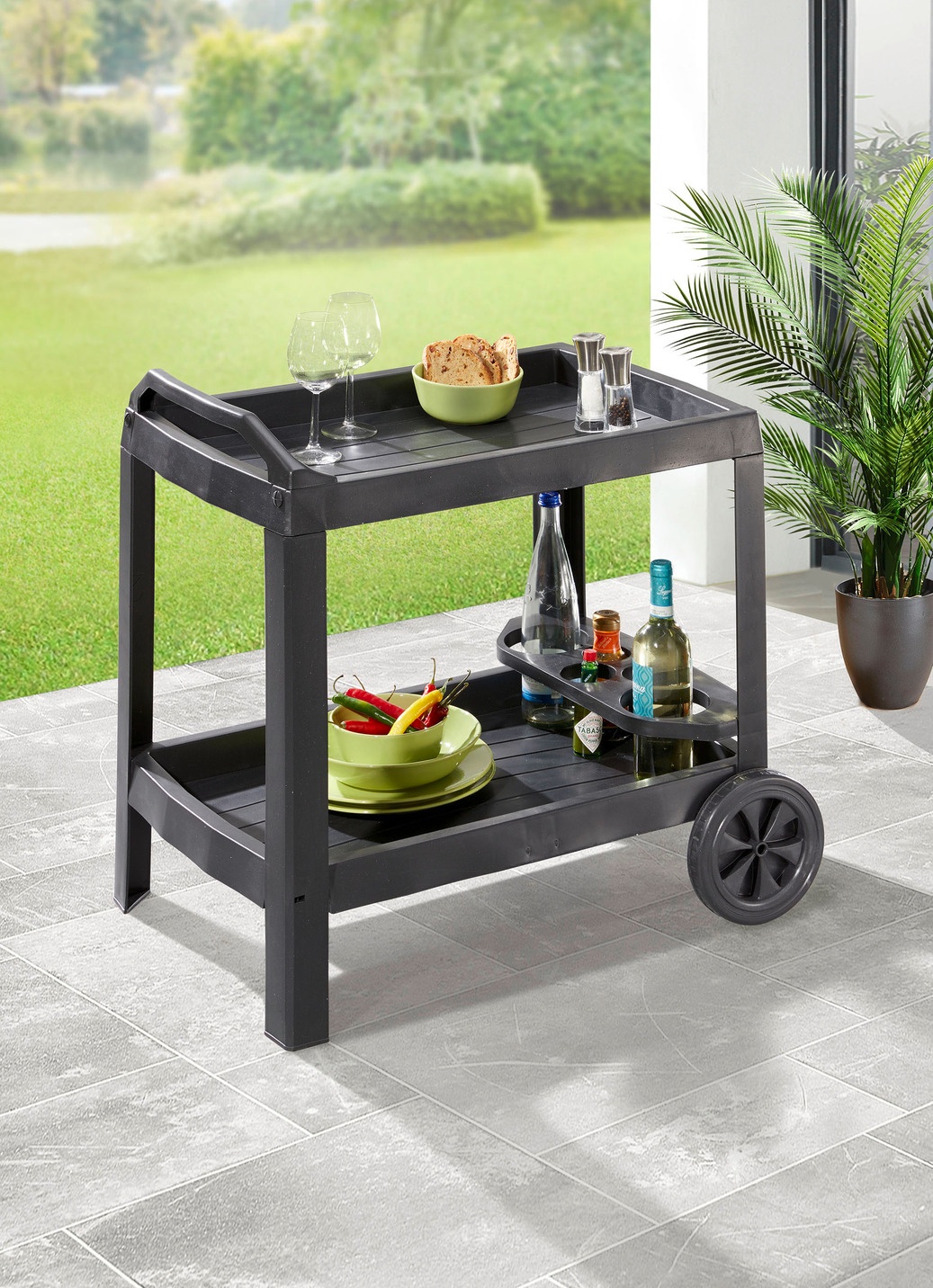 Servierwagen mit integriertem Flaschenhalter