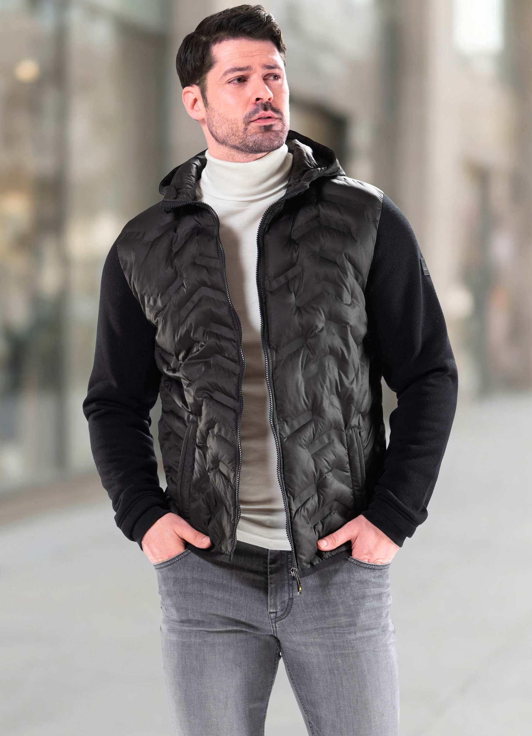 Kurzjacke von New Canadian