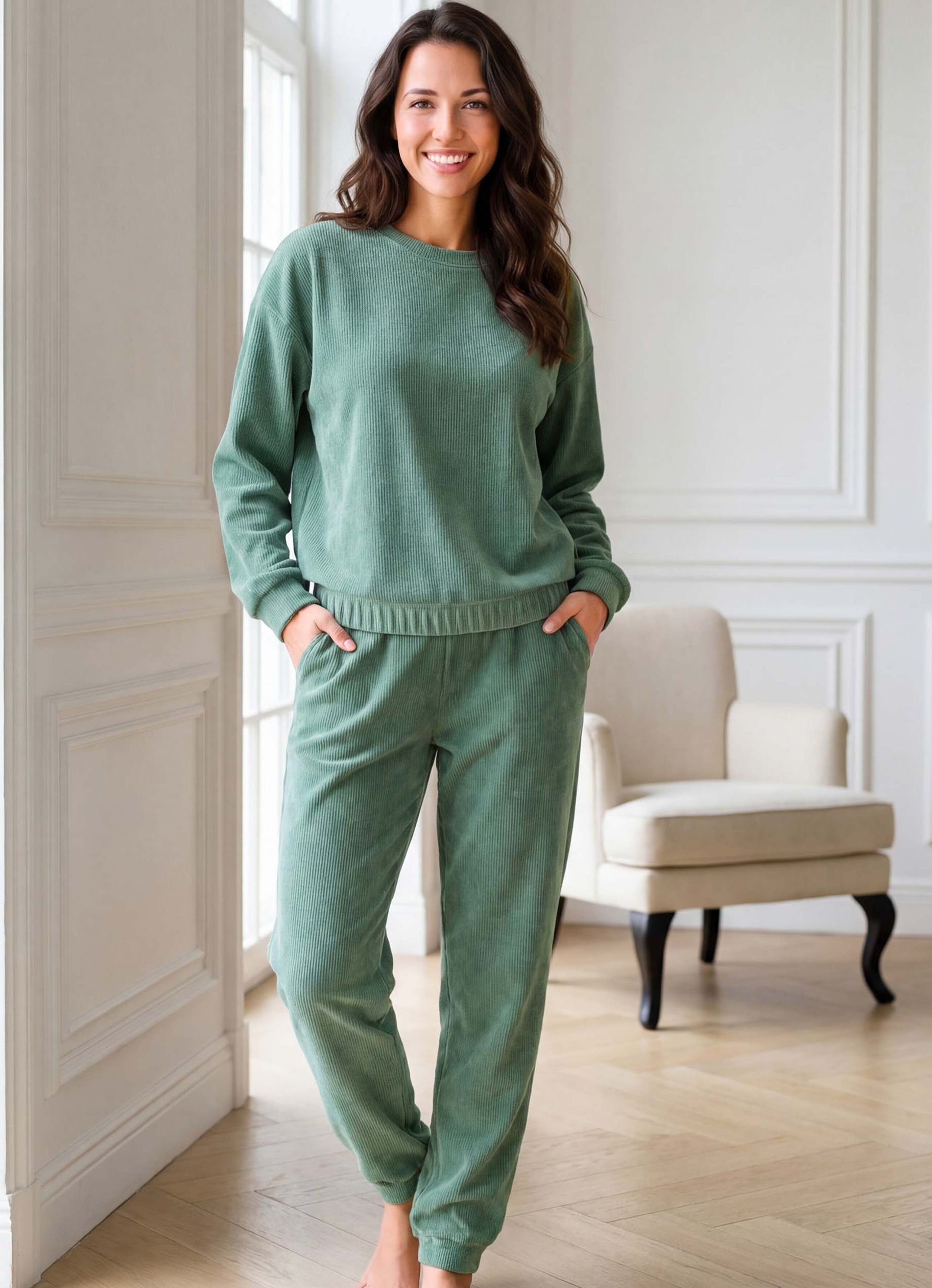 Lounge-Anzug von „Laurina“